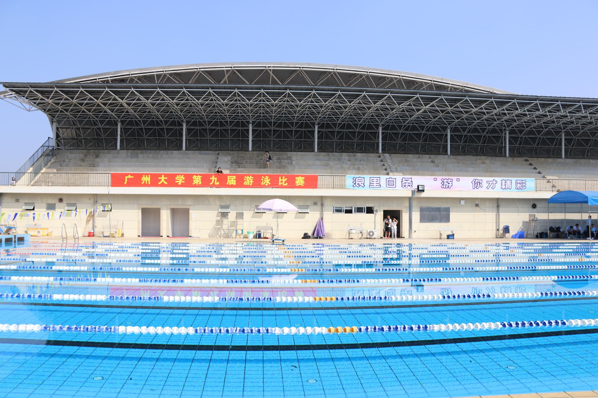 大型游泳馆游泳池效果展示-广州夏泳泳池设备有限公司