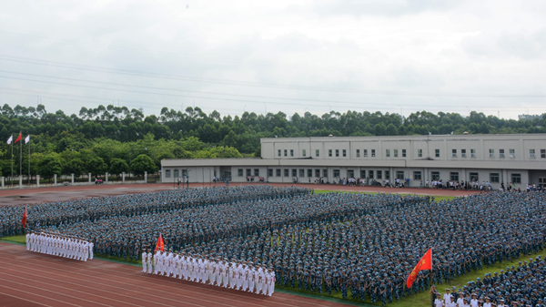 军训动员(摄记黄冼虹)_副本.jpg